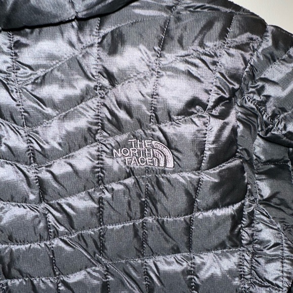 THE NORTH FACE Women's Thermoball Eco Hoodie Women’s XS Black - Picture 11 of 11